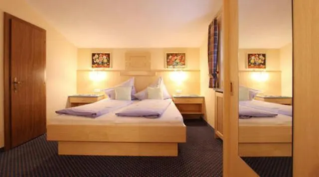Gastehaus Veit Fiegl Guest House Soelden 0*, Solden